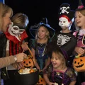 Nie Halloween, a Chrystoteka! Zaskakujący trend "Cukierek i dobry uczynek"