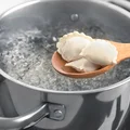 Pierogi pękają podczas gotowania? Prosty sekret, dzięki któremu wszystkie wyjdą idealne!
