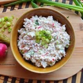 Pasta twarogowa z ogórkiem konserwowym i rzodkiewką