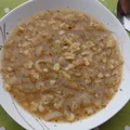 Zupa cebulowa z tartymi kluseczkami