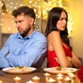 „Chciałam kolację w restauracji, a skończyliśmy z kebabem pod Żabką.” – żali się Kamila [LIST]