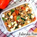 Kasza gryczana z warzywami i serem feta