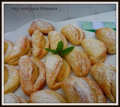 Serowe ciasteczka z jabłkami