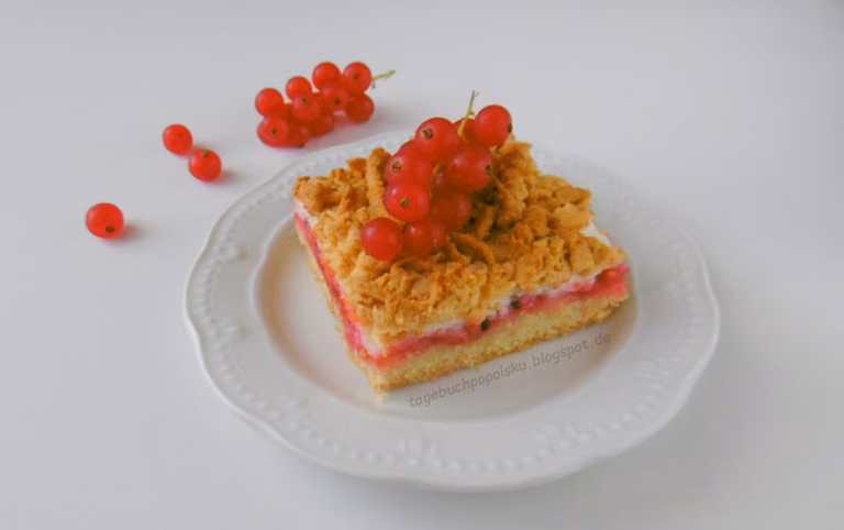 Ciasto Pleśniak z czerwoną porzeczką