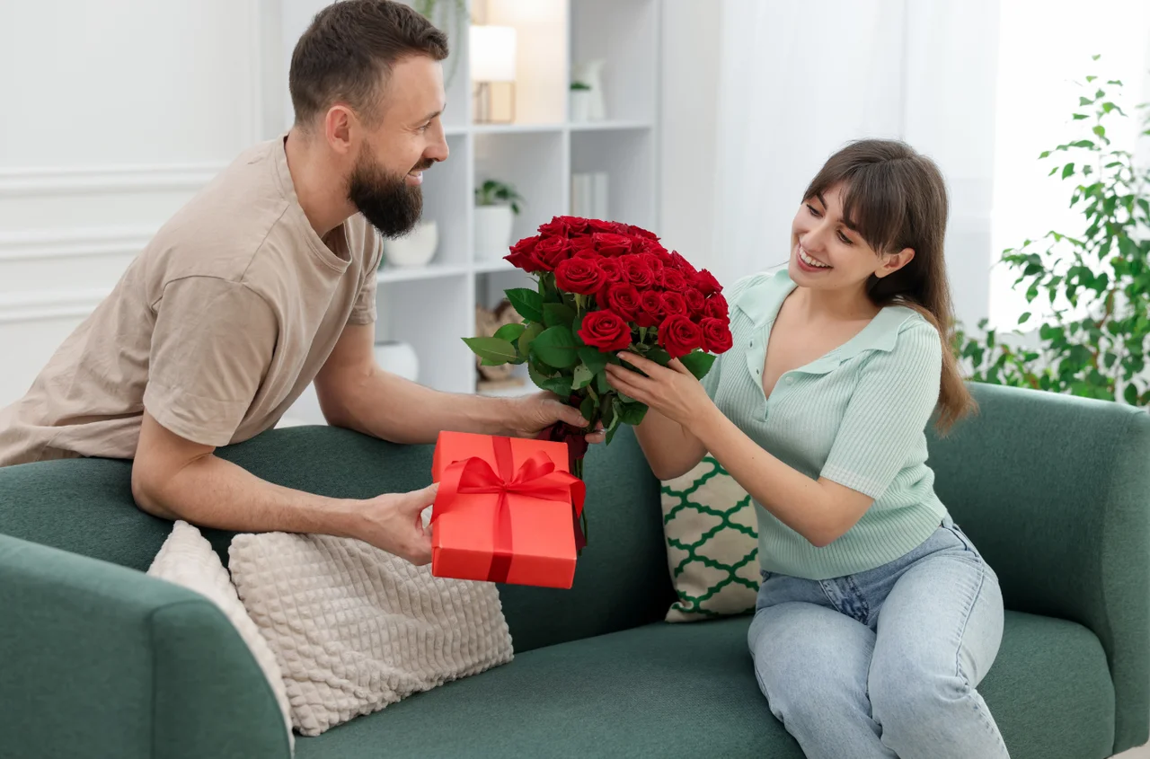 Najgorsze prezenty na Dzień Kobiet. Ten pojawia się co roku!