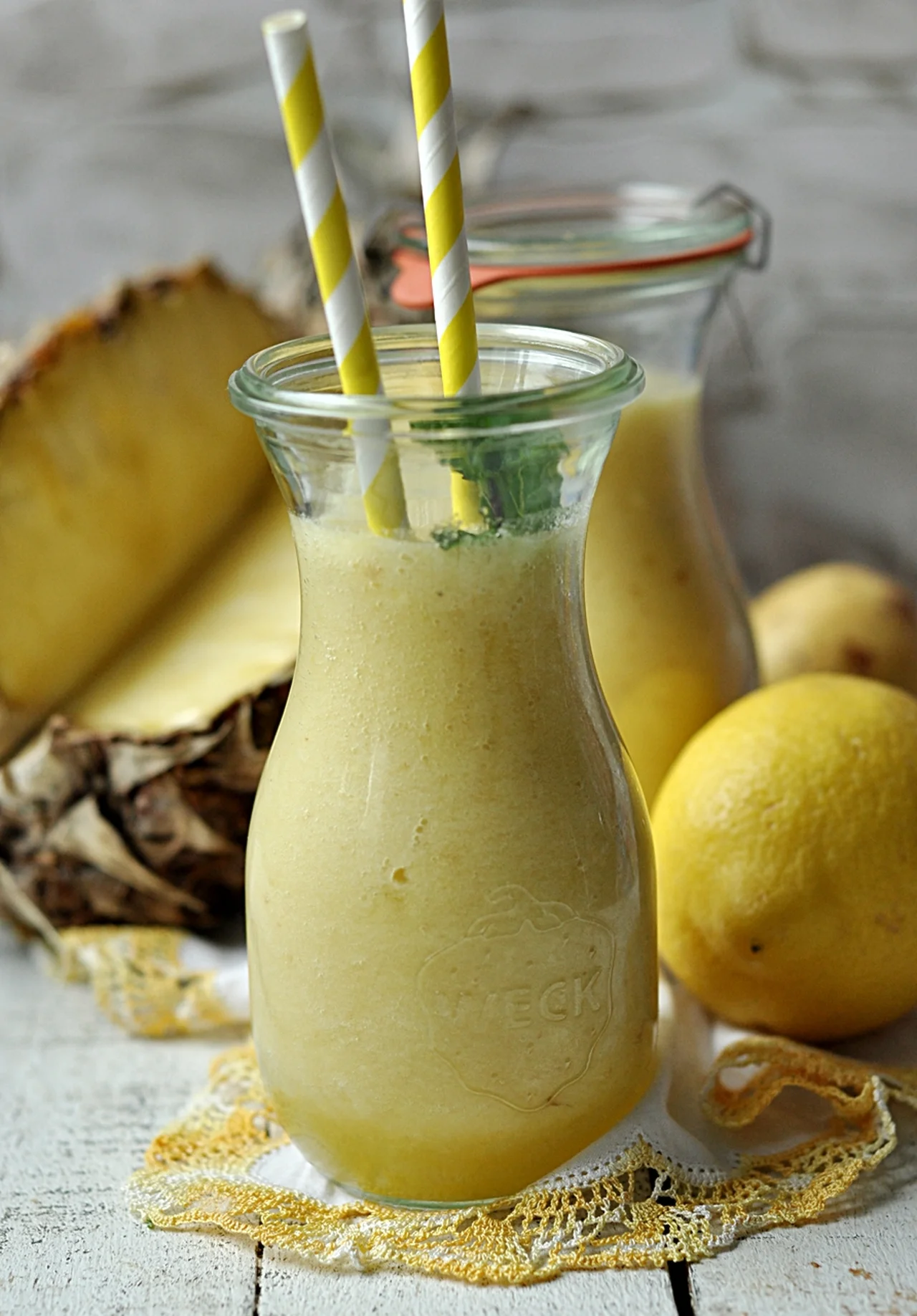 Koktajl z ananasem w wersji light