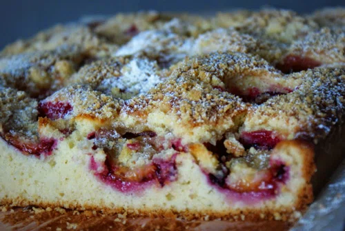 Expresowy placek ze śliwkami