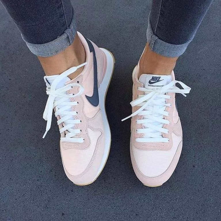 Wiosenne Nike