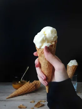 Domowe lody waniliowe bez maszynki – szybko i pysznie