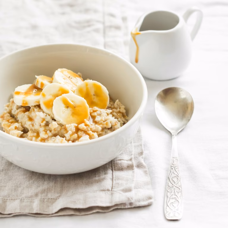 Owsianka z bananem bez glutenu wg diety paleo