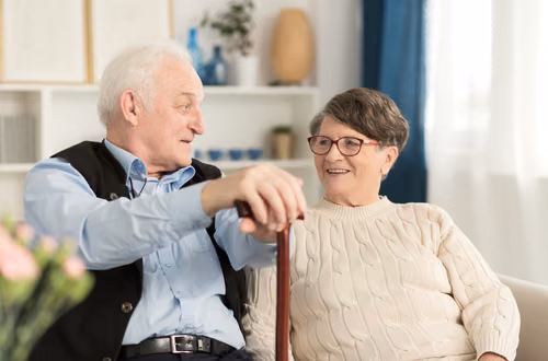 Bon senioralny jednak wejdzie w życie! Tylko część seniorów dostanie wsparcie