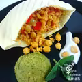 pita z pilafem z miętową pastą z ciecierzycy