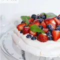 Pavlova z owocami
