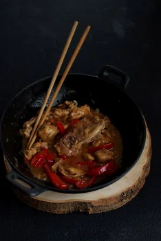 KURCZAK W SOSIE SEZAMOWYM. SZYBKI OBIAD.