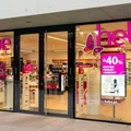 -80% na drugi bestsellerowy kosmetyk w Hebe! Drogeria sypnęła promocjami na Dzień Kobiet