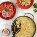 Makaron (bez gotowania) zapiekany w sosie serowym