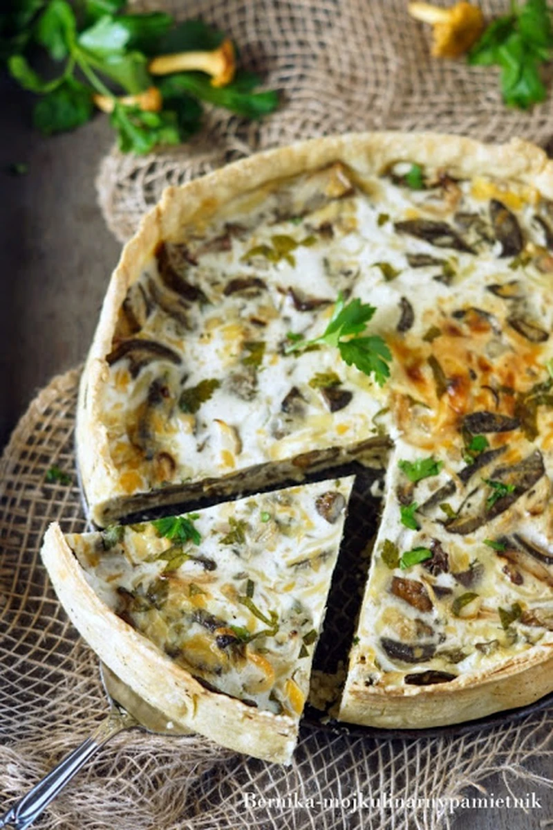 Tarta z leśnymi grzybami