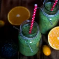 Energetyczny koktajl z kumkwatem, melonem i awokado