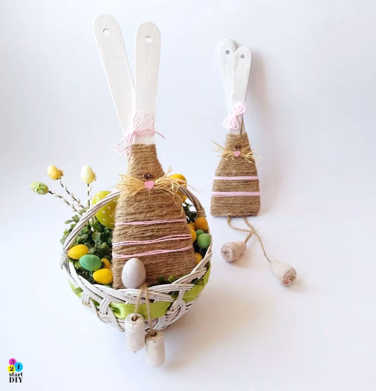 Zając wielkanocny – DIY z drewnianych łopatek