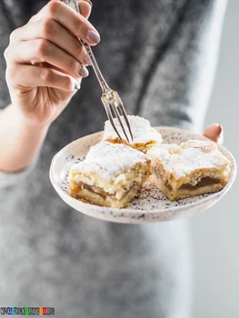 Prosta NAJLEPSZA szarlotka