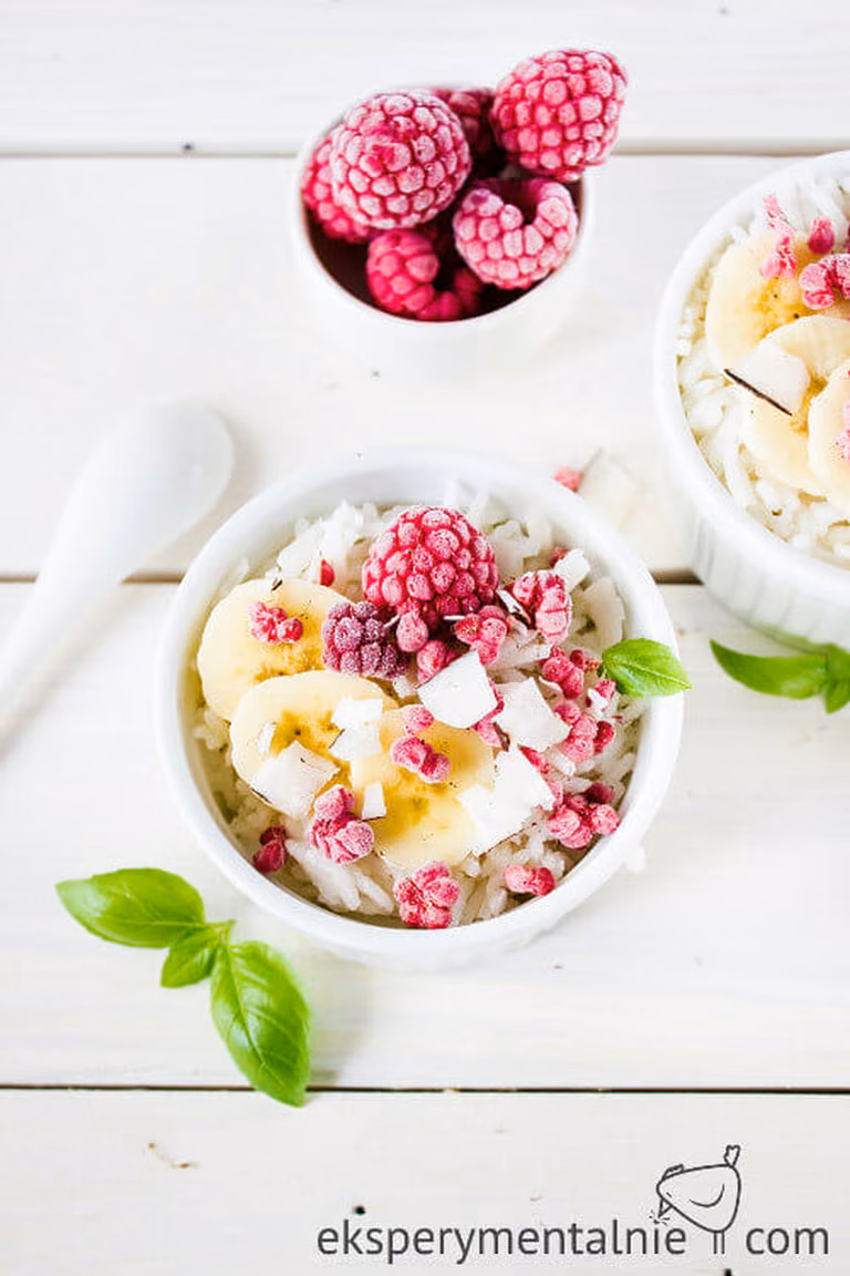 Ryż na mleku z bananami - Rice Pudding with raspberries nad banana