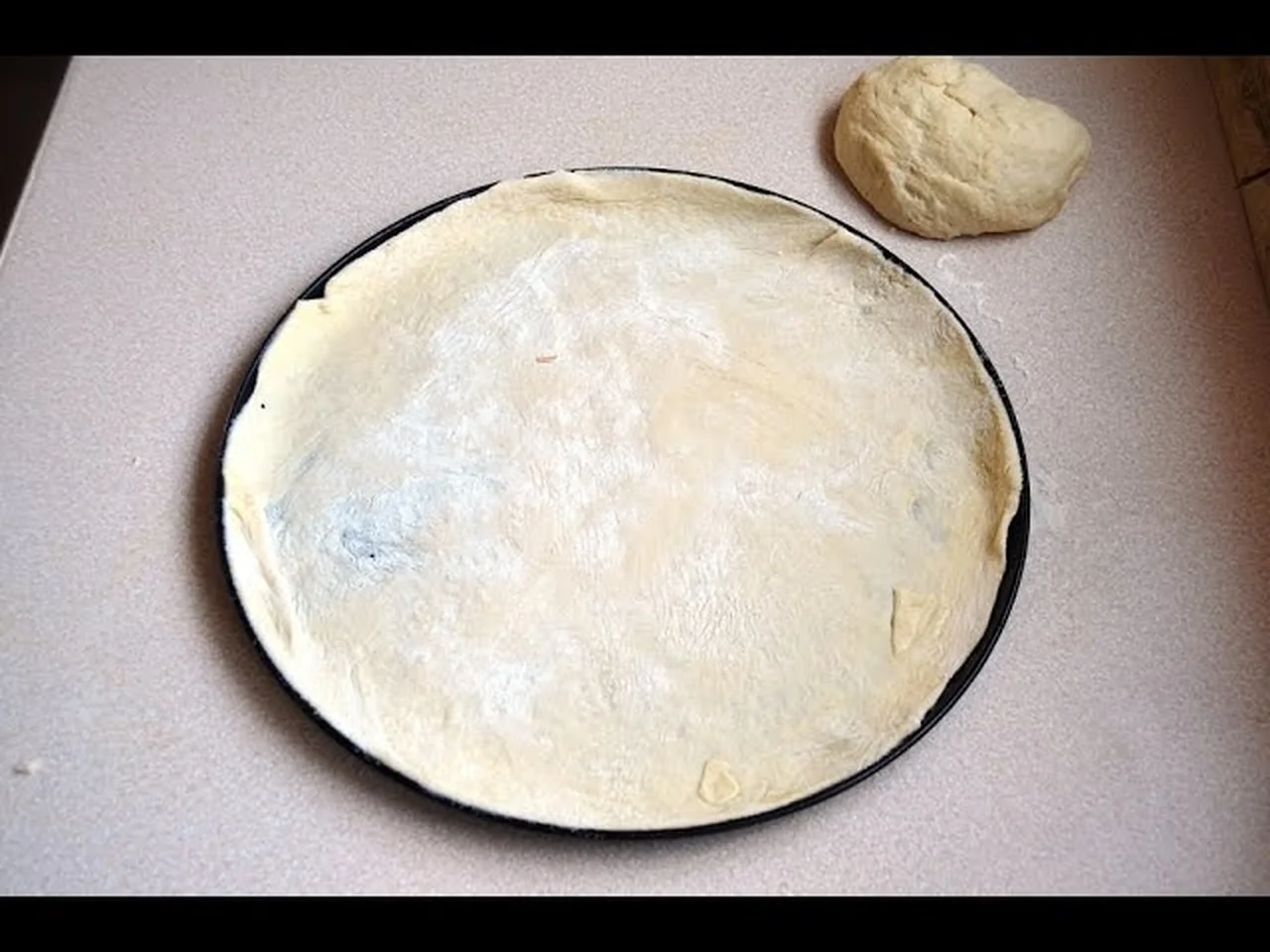 Jak zrobić ciasto na pizze 