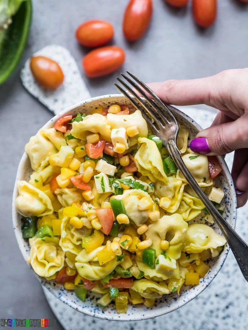 Sałatka z tortellini