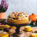 Dyniowe ciasto drożdżowe ze śliwkami -