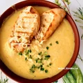 Zupa serowo - cebulowa