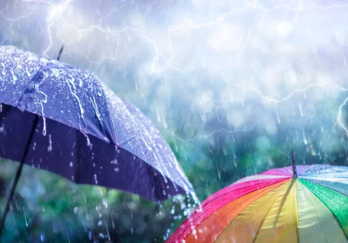 Sobota z alertami IMGW! Burze, ulewy i grad w 10 województwach