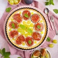 Orkiszowa tarta z kremem i figami