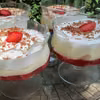 Deser z truskawkami a'la Trifle