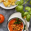 Zupa z kapusty włoskiej w pomidorach (szybka, lekka)