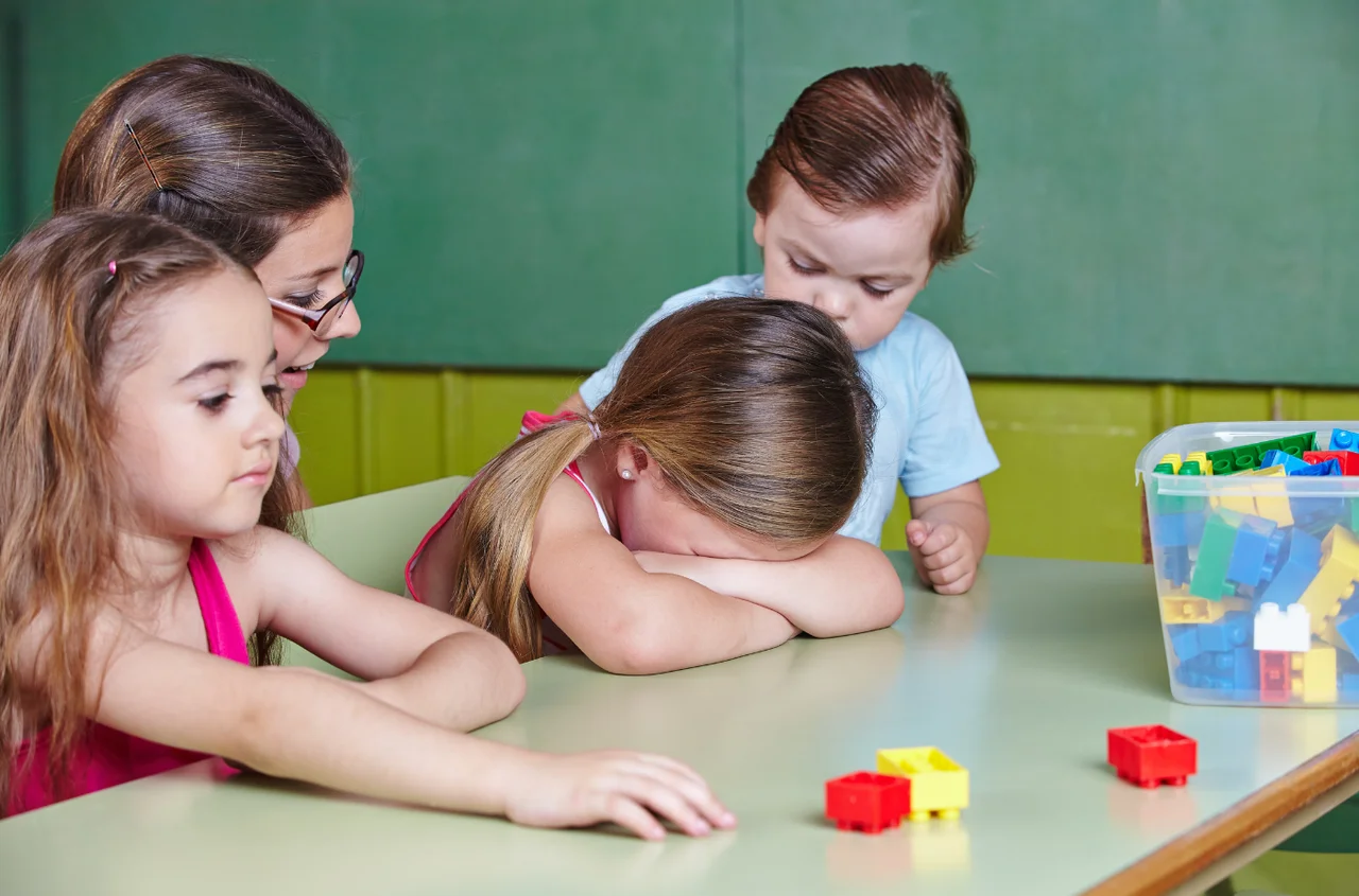 Skandal w poznańskim przedszkolu. Dyrektorka wezwała policję do 4-latka!