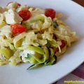 Makaron z kurczakiem I cukinią