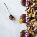 Lava brownie z masłem orzechowym (4 składniki)