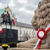 Jak zrobić kotylion na 11 listopada w 15 minut? Wystarczy papier lub bibuła i odrobina kreatywności!
