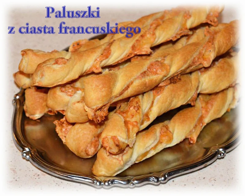 Paluszki z ciasta francuskiego