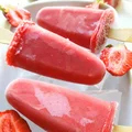 Lody truskawkowe na patyku