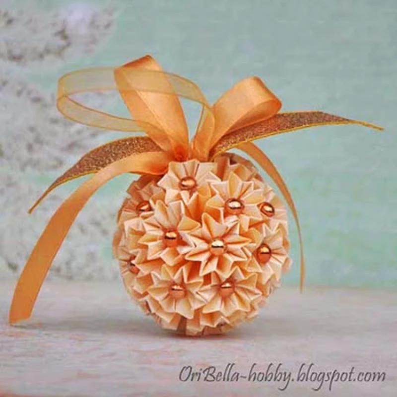 Origami na święta - bombka - kusudama