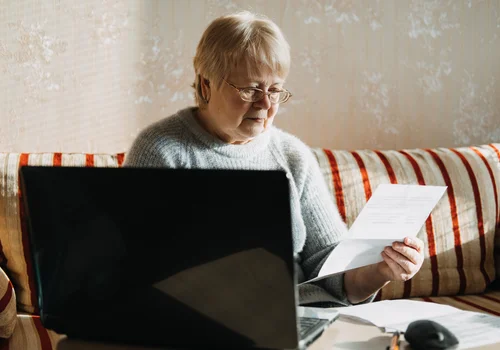 Ważny komunikat dla osób pracujących w tych latach! ZUS może podnieść emeryturę
