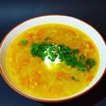 Zupa z dyni z kaszą peczak i warzywami.