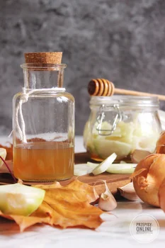 Domowy syrop z cebuli i miodu
