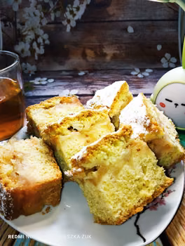 CIASTO JABŁKOWE NA CIEŚCIE MAŚLANYM