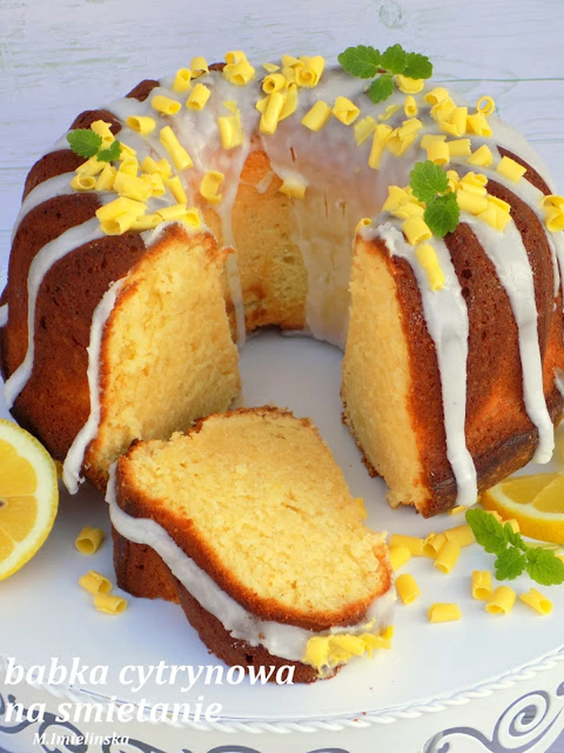 wilgotna  babka cytrynowa na śmietanie