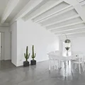 Biały salon gotowy do urządzania