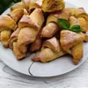 Rogaliki serowe z 3 składników