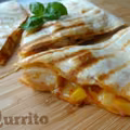 Qurrito czyli Quesadilla z kurczakiem, serem i kukurydzą