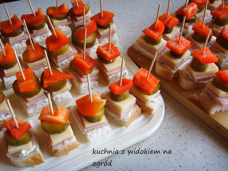 Szybkie imprezowe koreczki.