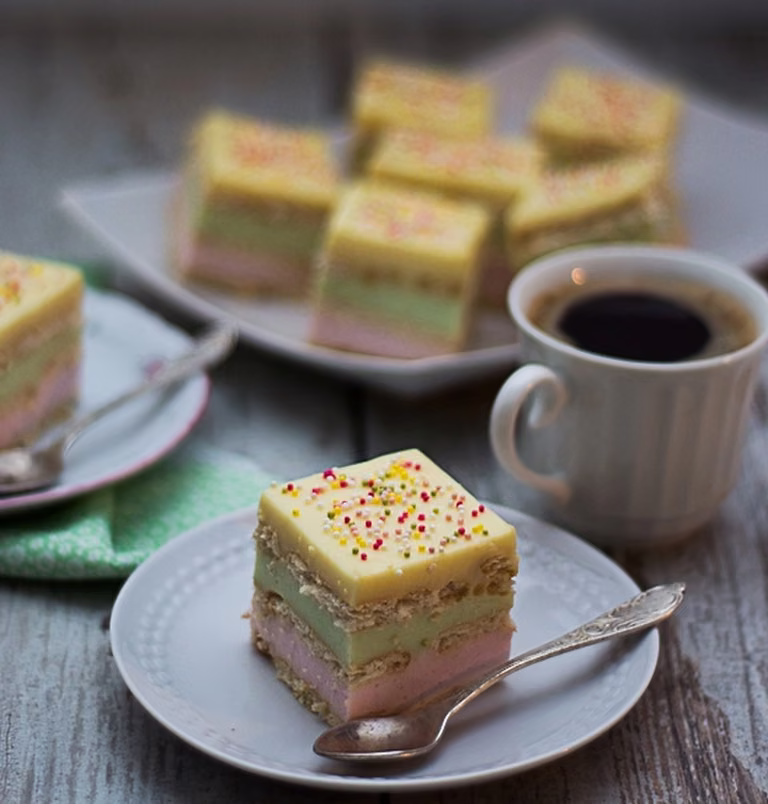 Pianka na herbatnikach (ciasto bez pieczenia)